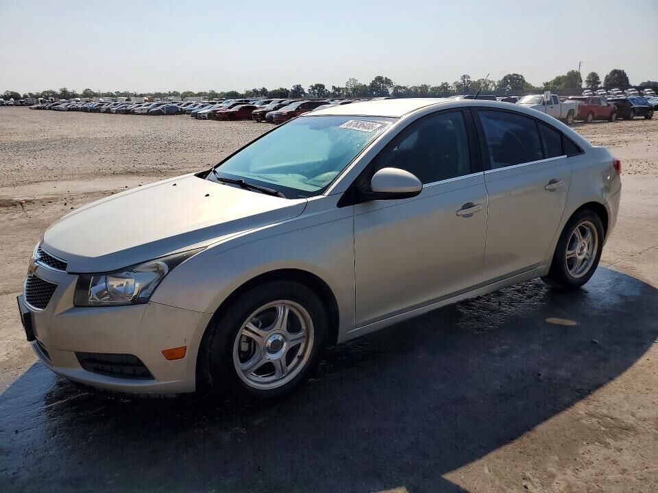 2013 CHEVROLET Cruze