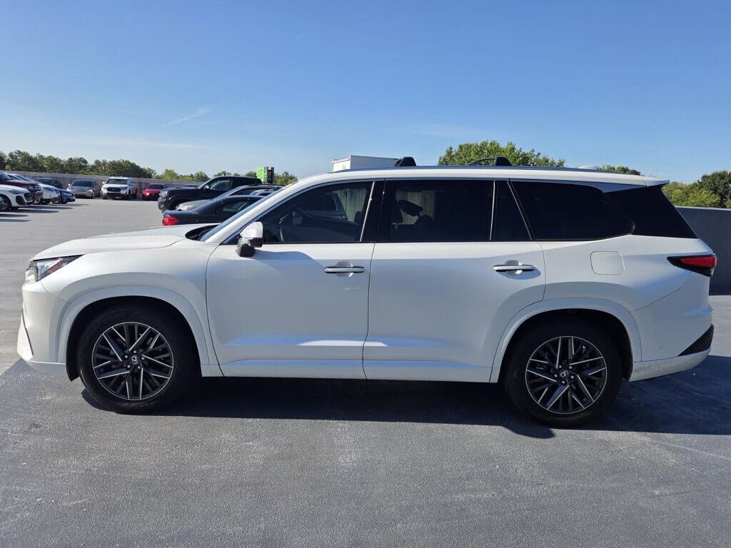2025 Lexus TX