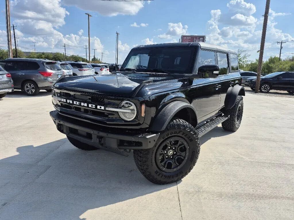 2022 FORD Bronco