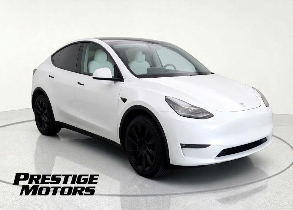 2021 TESLA Model Y