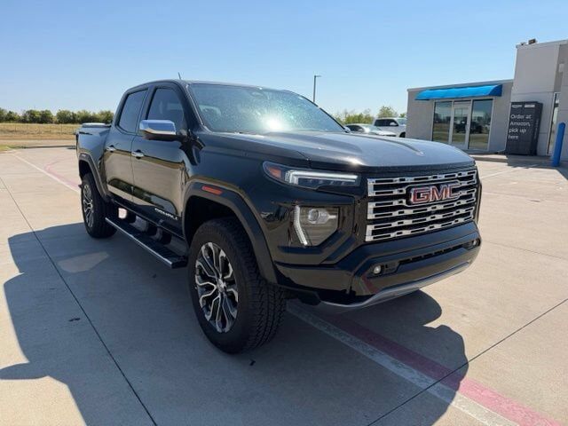 2024 GMC Canyon