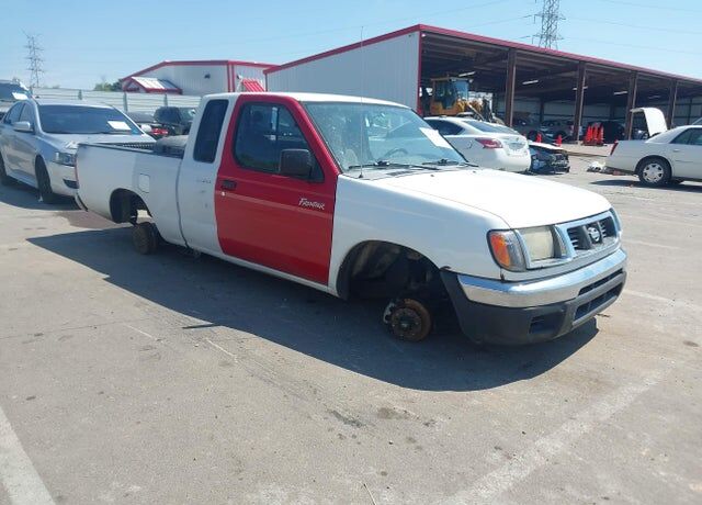 2000 NISSAN Frontier