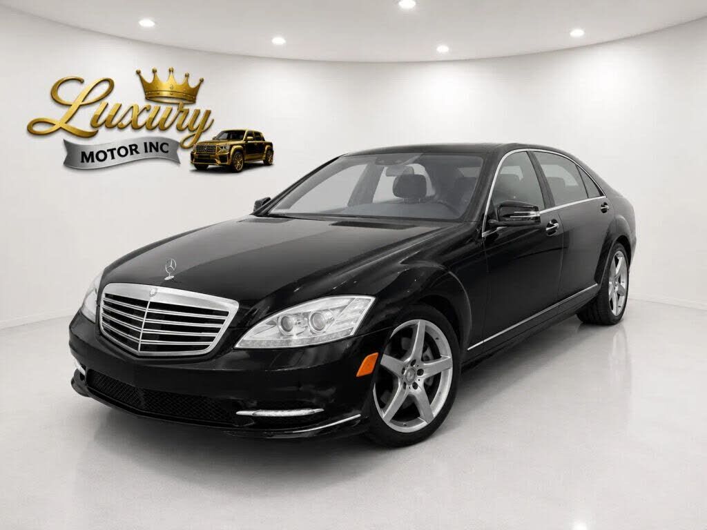 2013 MERCEDES-BENZ S-Class