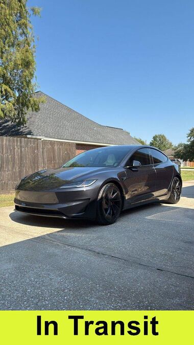 2024 TESLA Model 3