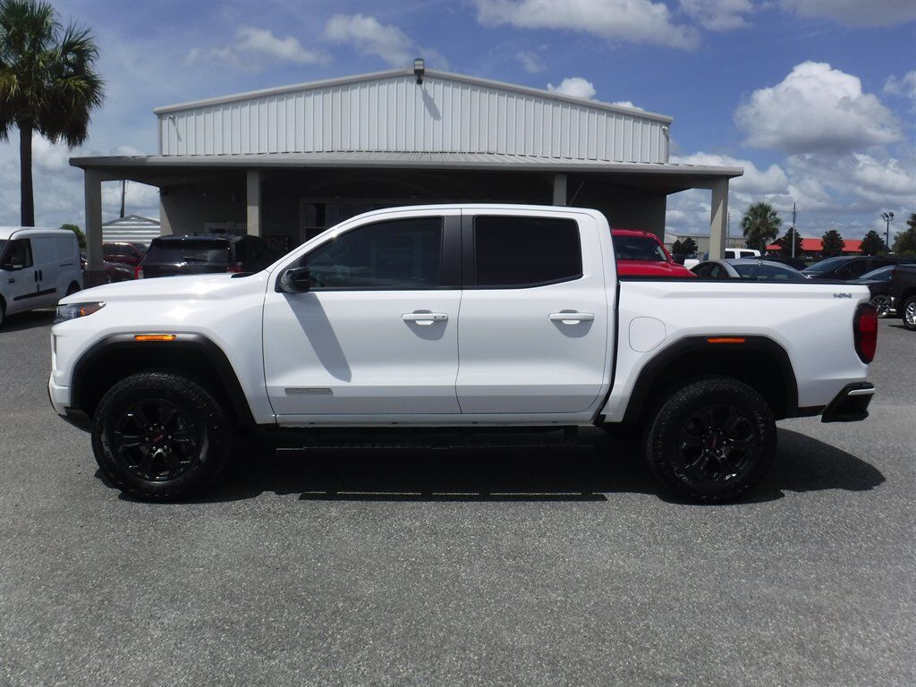 2025 GMC Canyon