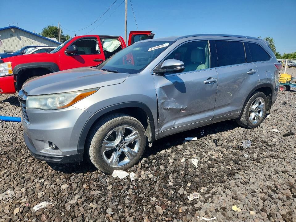 2016 TOYOTA Highlander