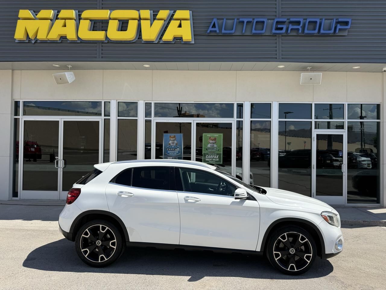 2020 MERCEDES-BENZ GLA-Class