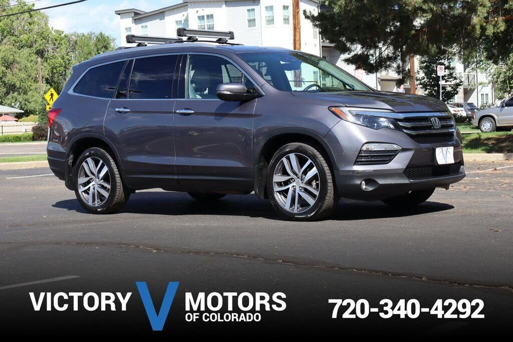 2017 HONDA Pilot