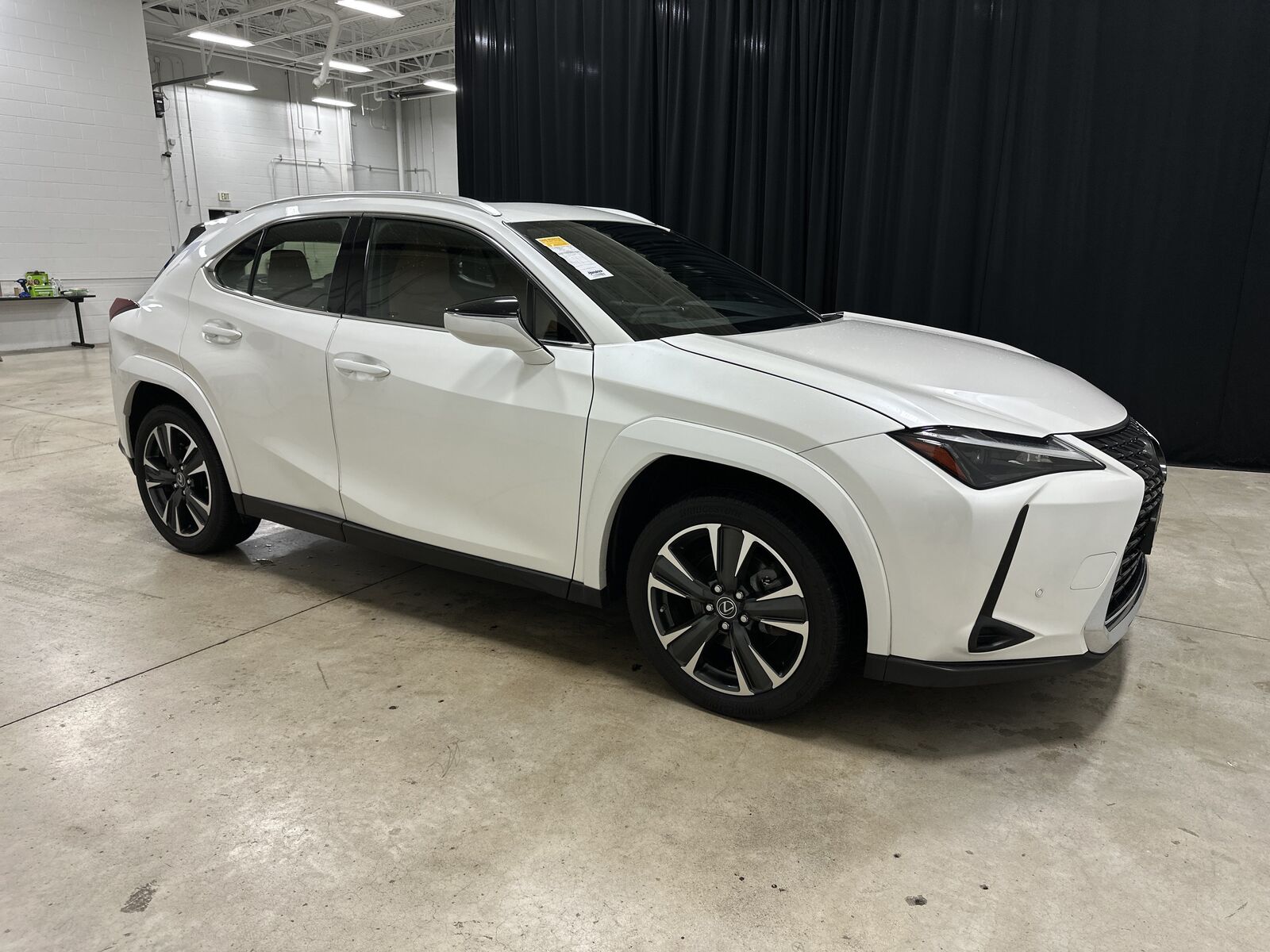 2023 Lexus UX