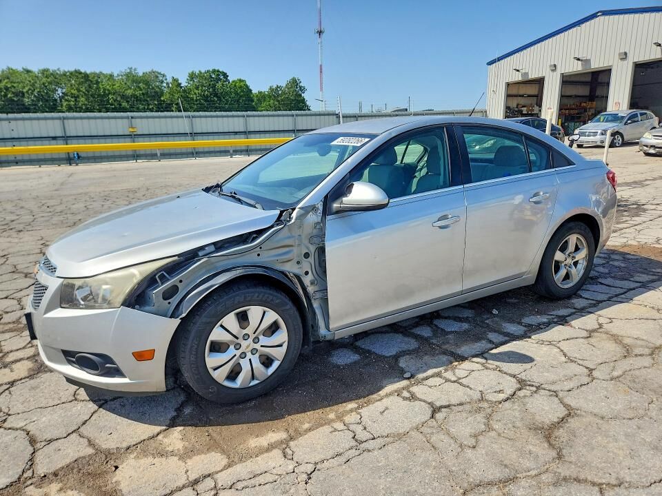 2013 CHEVROLET Cruze
