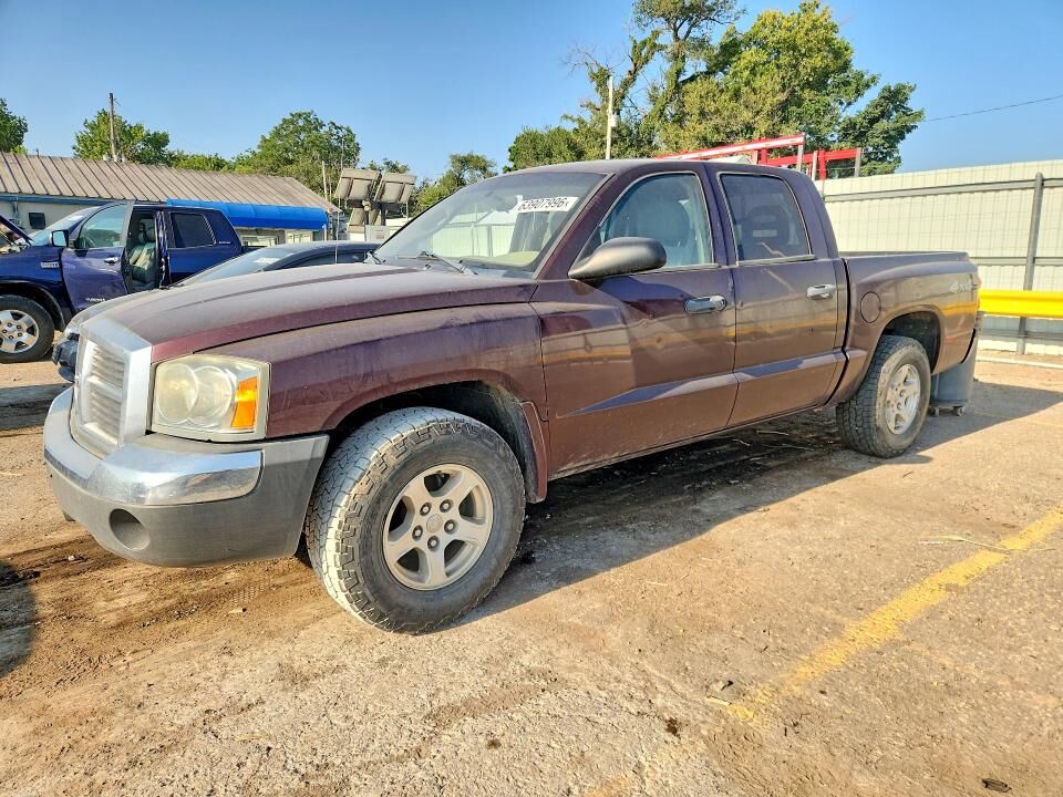 2005 DODGE Dakota