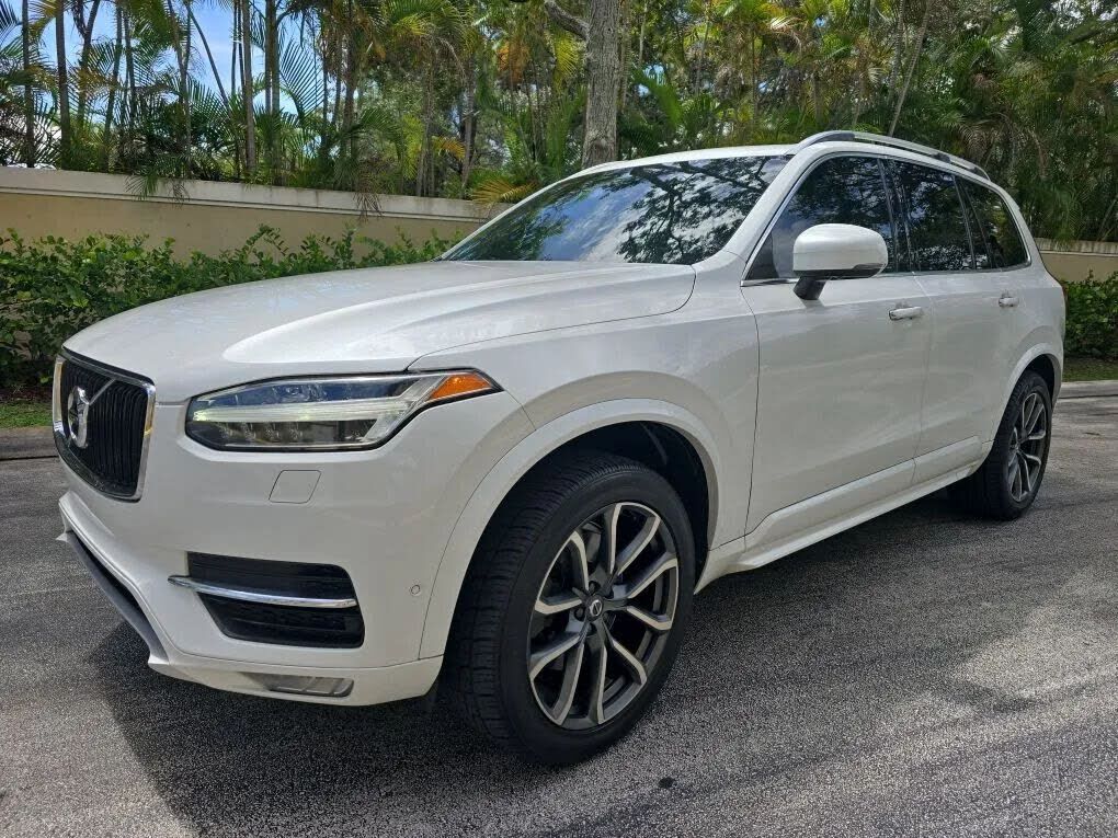 2018 VOLVO XC90