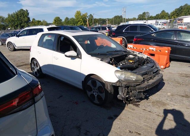 2011 VOLKSWAGEN GTI