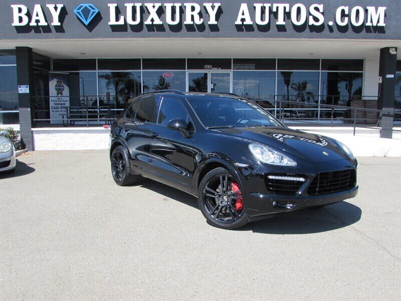 2012 PORSCHE Cayenne