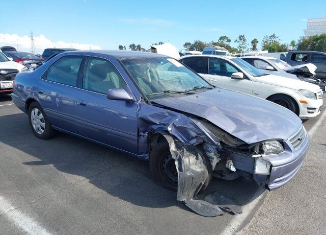 2000 TOYOTA Camry