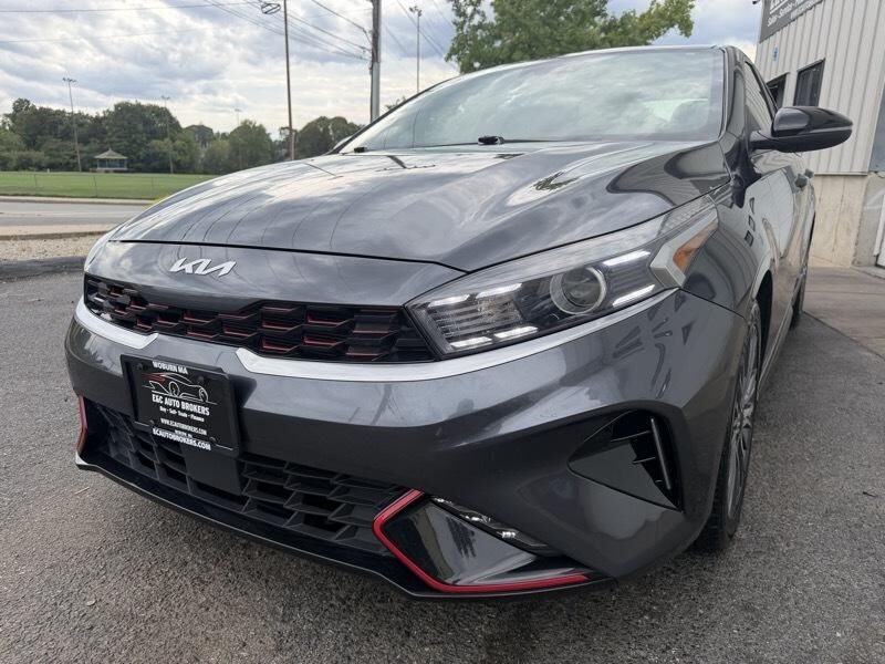 2023 KIA Forte