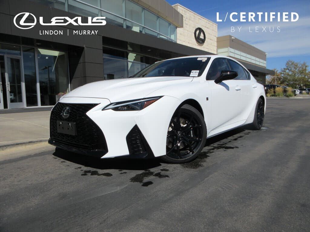 2025 LEXUS IS