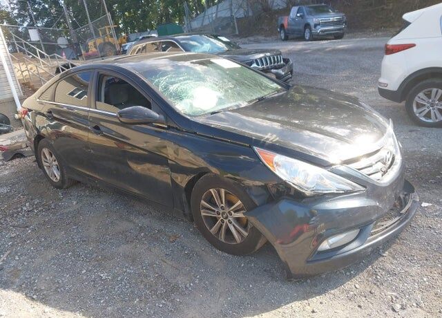 2011 HYUNDAI Sonata