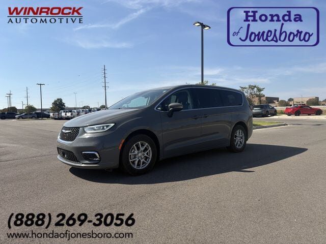 2023 CHRYSLER Pacifica
