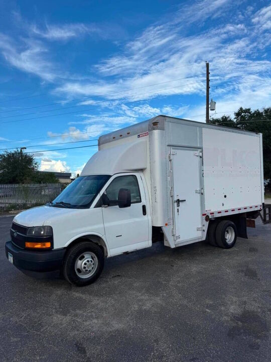 2018 CHEVROLET Express