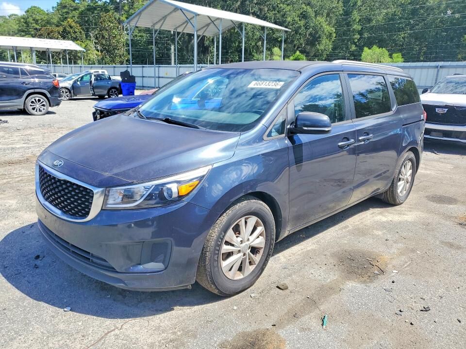 2016 KIA Sedona