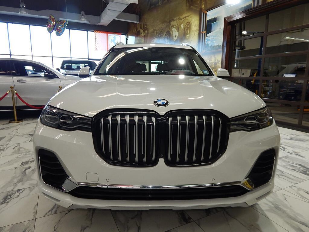 2020 BMW X7