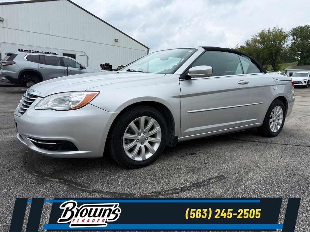 2011 CHRYSLER 200