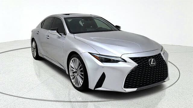 2023 Lexus IS