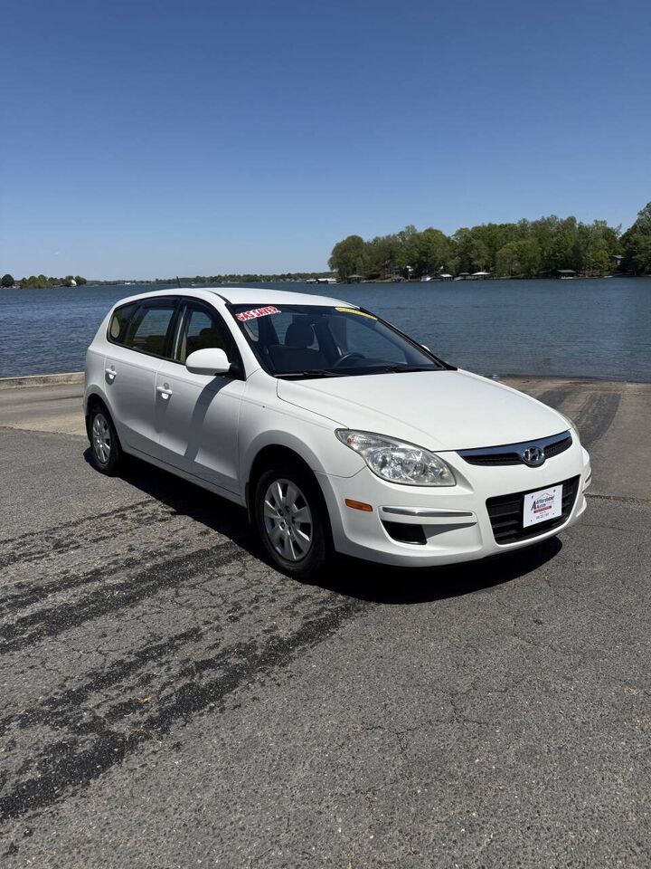 2010 HYUNDAI Elantra Touring