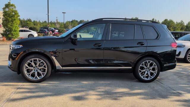 2021 BMW X7