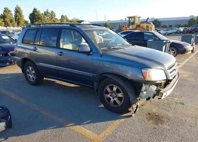 2005 TOYOTA Highlander