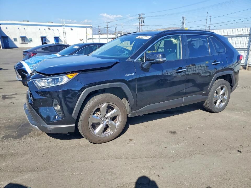 2020 TOYOTA RAV4