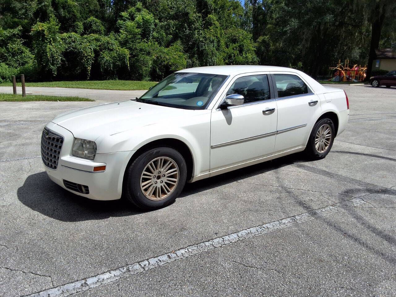 2010 CHRYSLER 300