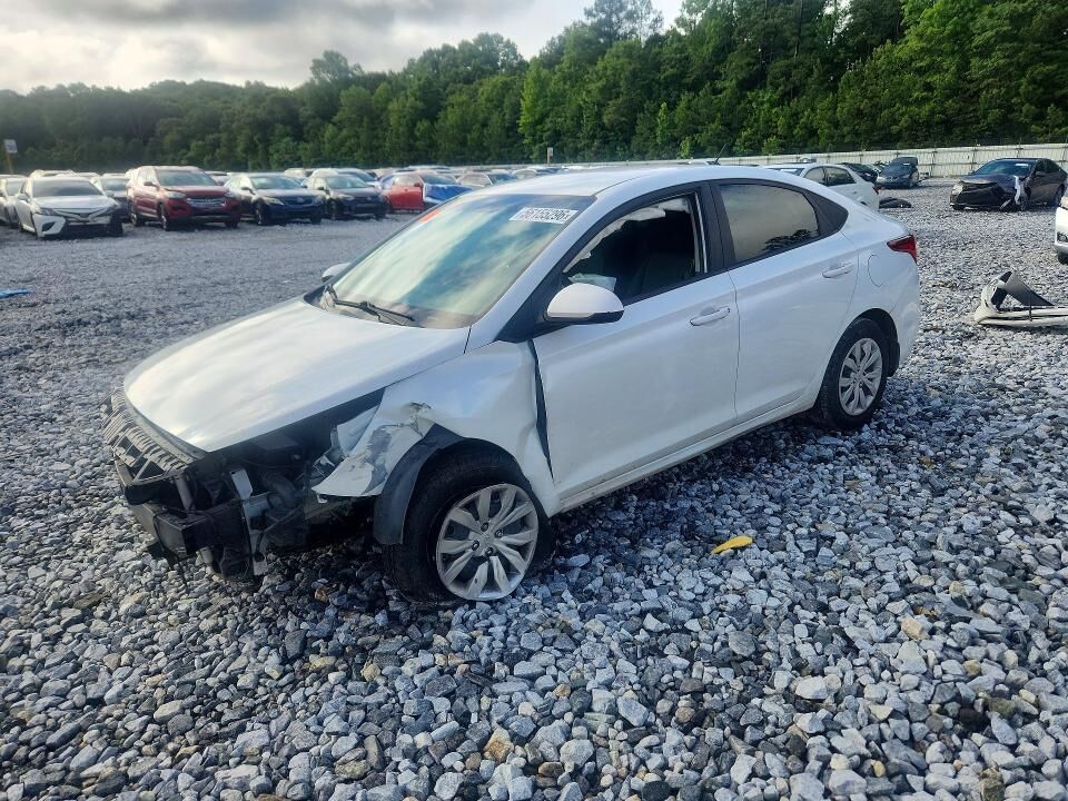 2022 HYUNDAI Accent