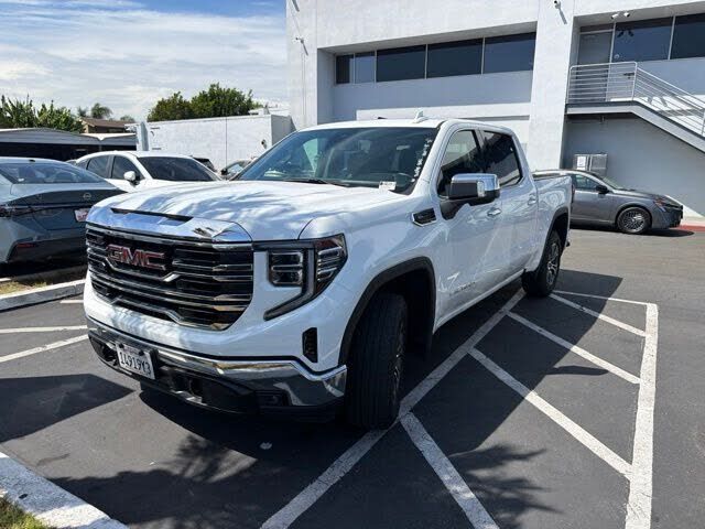 2025 GMC Sierra