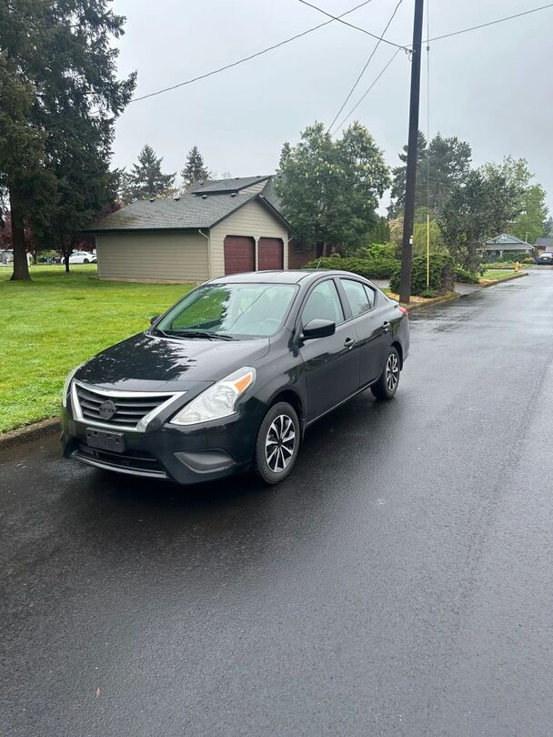 2017 NISSAN Versa