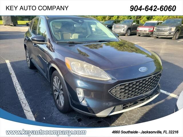 2021 FORD Escape