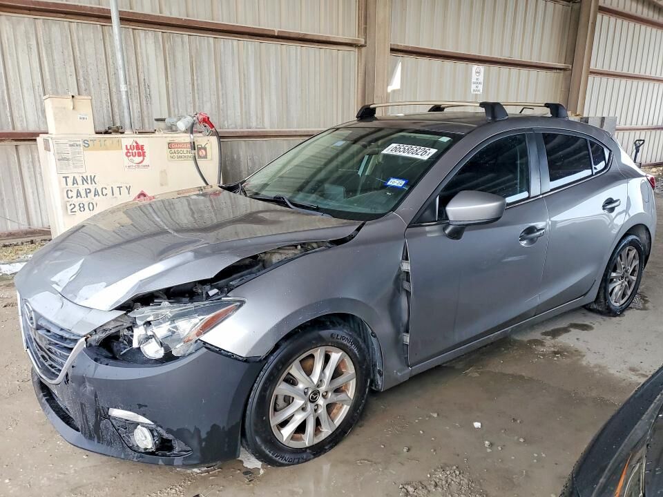 2015 MAZDA Mazda3