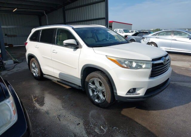 2014 TOYOTA Highlander