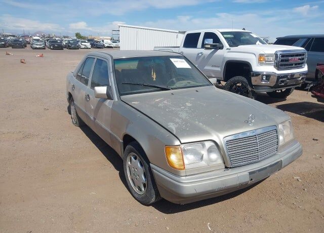 1994 MERCEDES-BENZ E-Class