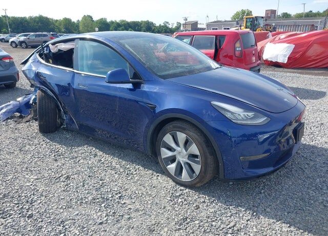 2021 TESLA Model Y