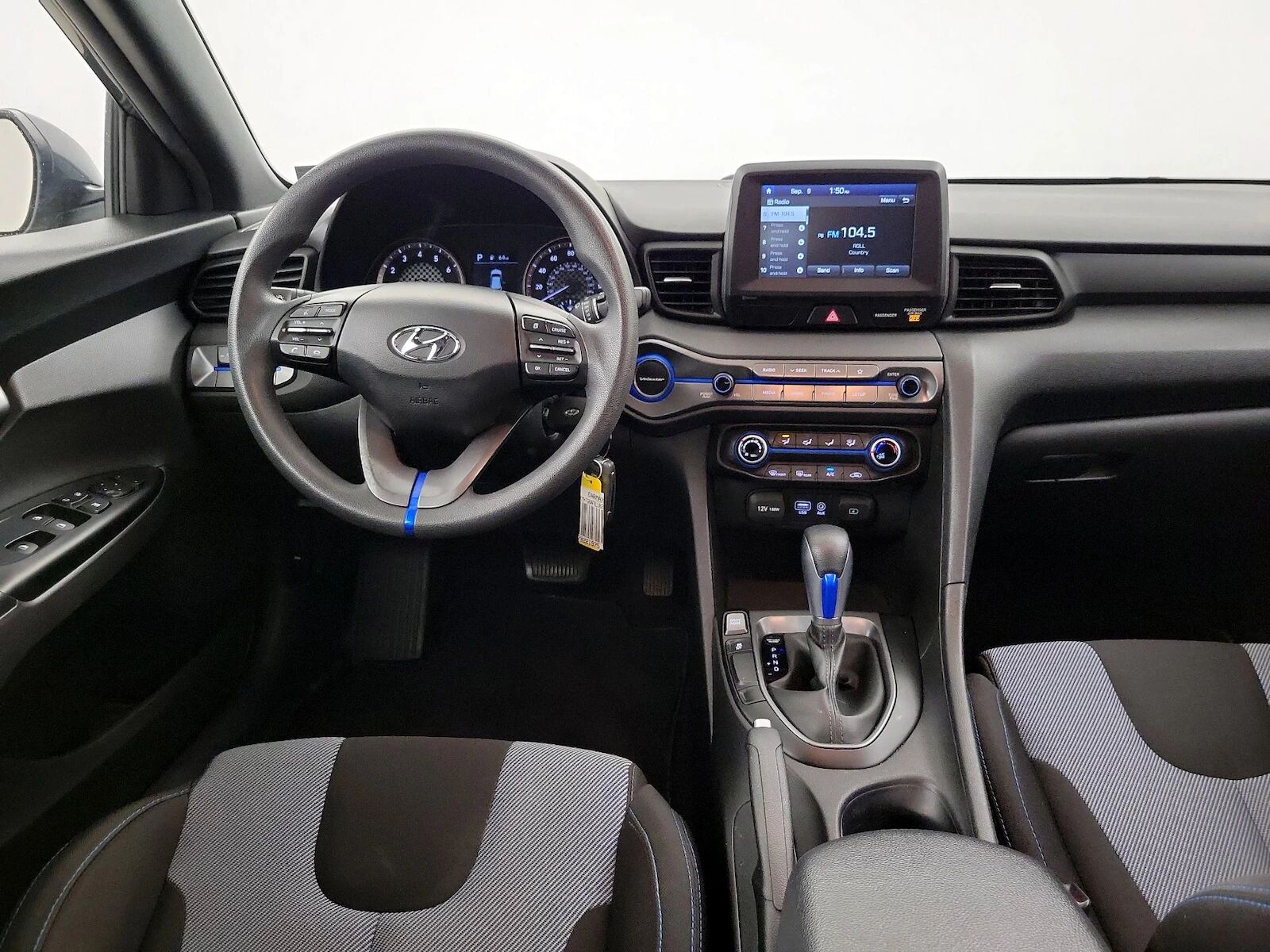 2020 HYUNDAI Veloster