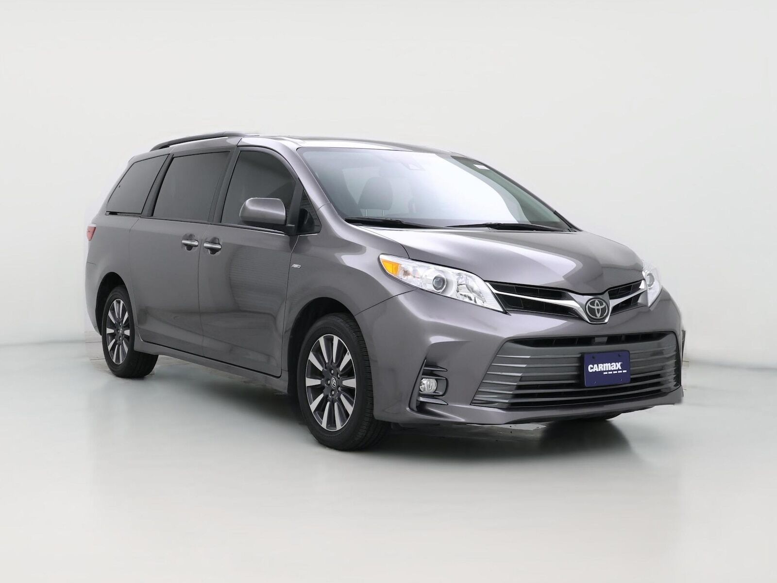 2019 TOYOTA Sienna