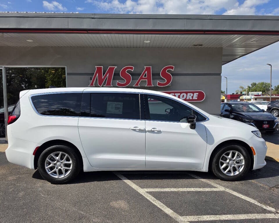 2026 CHRYSLER Pacifica