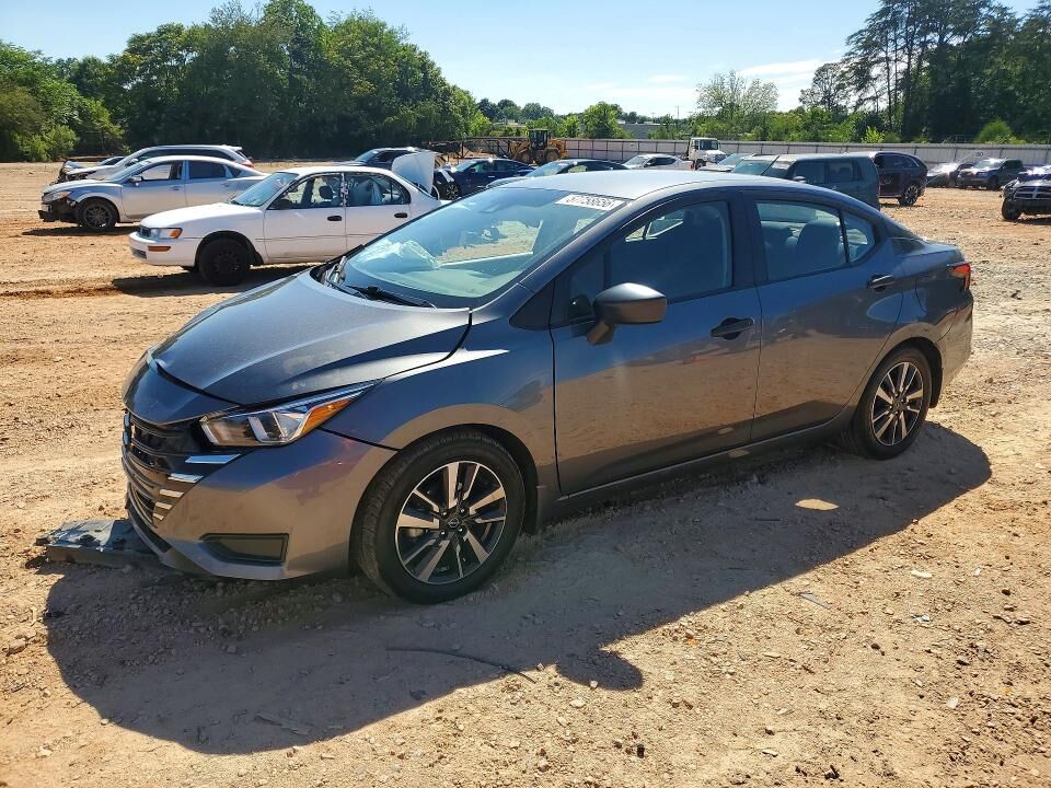 2024 NISSAN Versa