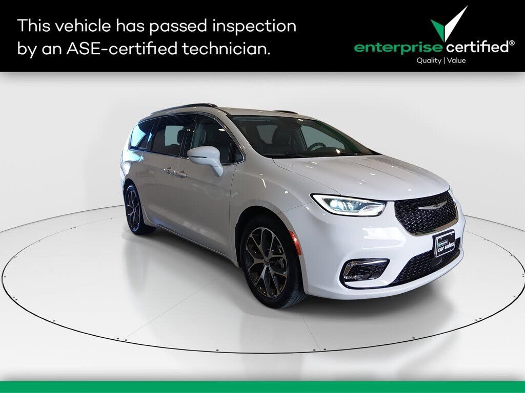 2022 CHRYSLER Pacifica