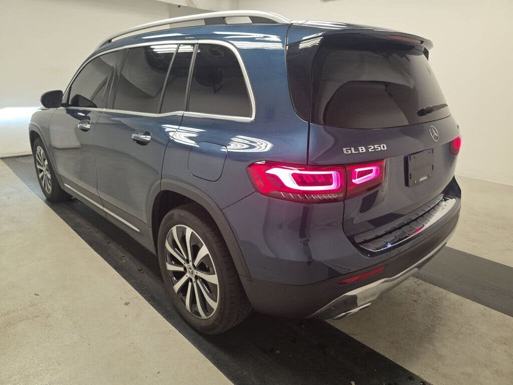 2023 Mercedes-Benz GLB-Class