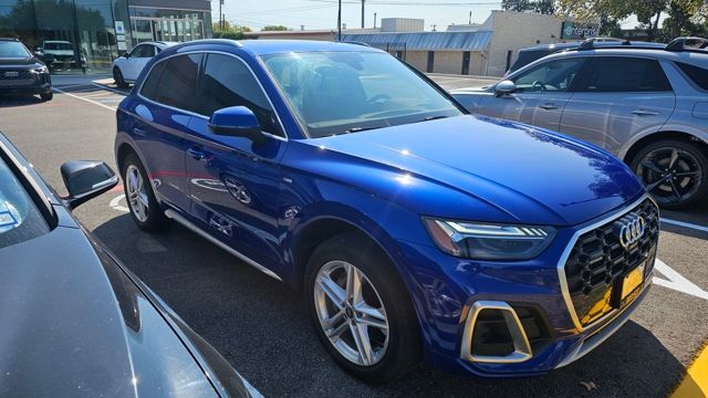 2021 AUDI Q5 e