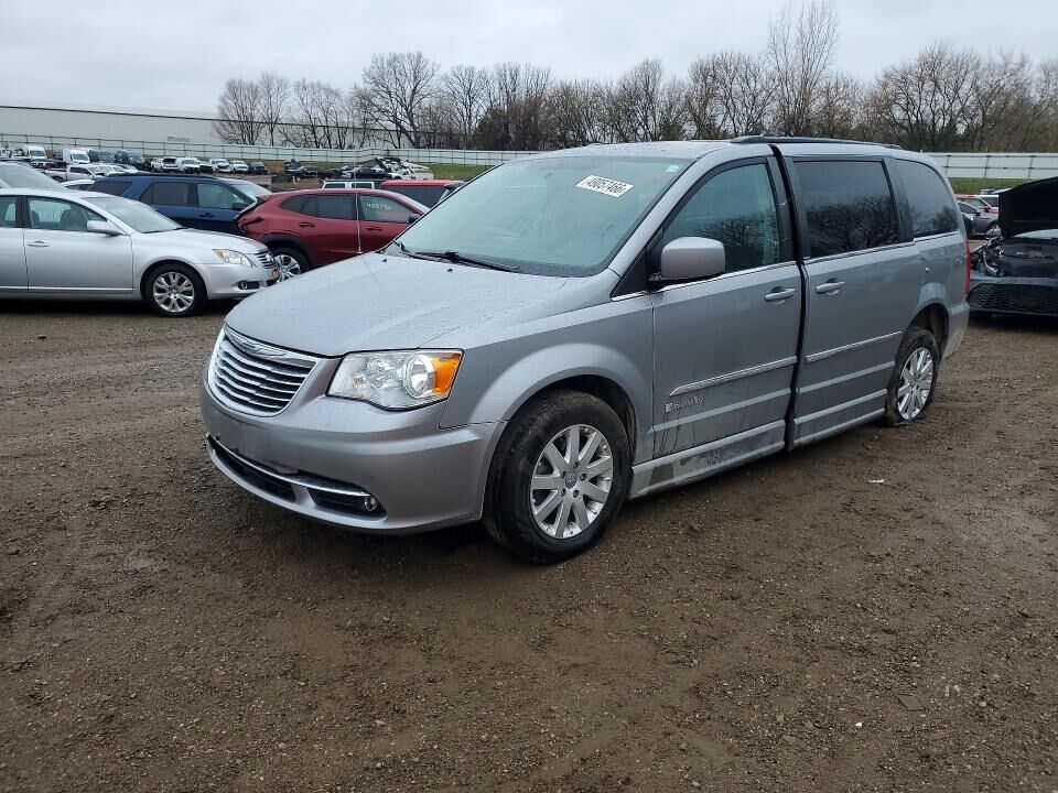 2014 CHRYSLER Town and Country