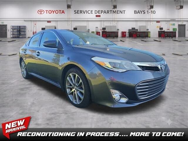 2014 TOYOTA Avalon
